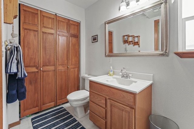 8115 E Sommerset Dr, Spokane, WA 99212 - bathroom featuring vanity and a closet