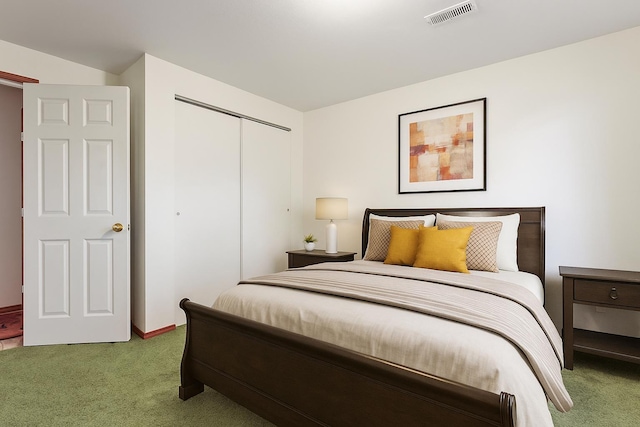 8115 E Sommerset Dr, Spokane, WA 99212 - bedroom featuring carpet flooring and a closet