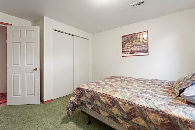 8115 E Sommerset Dr, Spokane, WA 99212 - carpeted bedroom featuring a closet