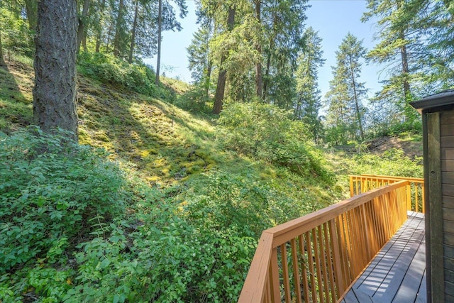1411 W Spring Ln, Spokane, WA 99218 - view of wooden terrace