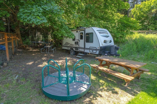 1411 W Spring Ln, Spokane, WA 99218 - view of yard featuring a trampoline