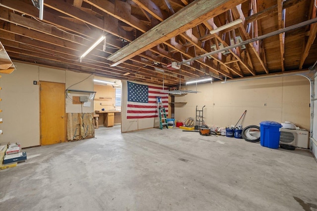 519 N Bannen Rd, Spokane Valley, WA 99216 - view of garage