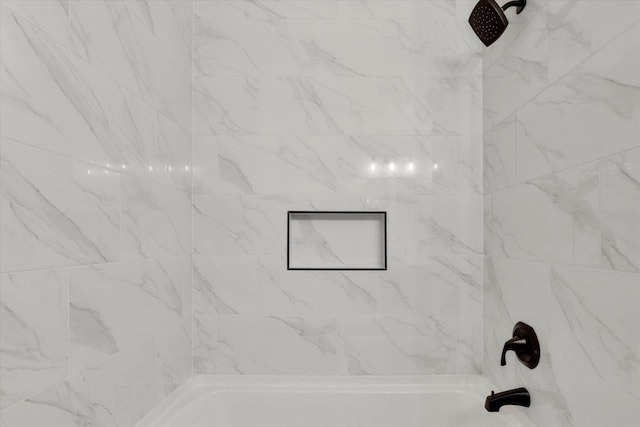 415 S Mckee St, Spokane Valley, WA 99016 - bathroom view of tub / shower combination