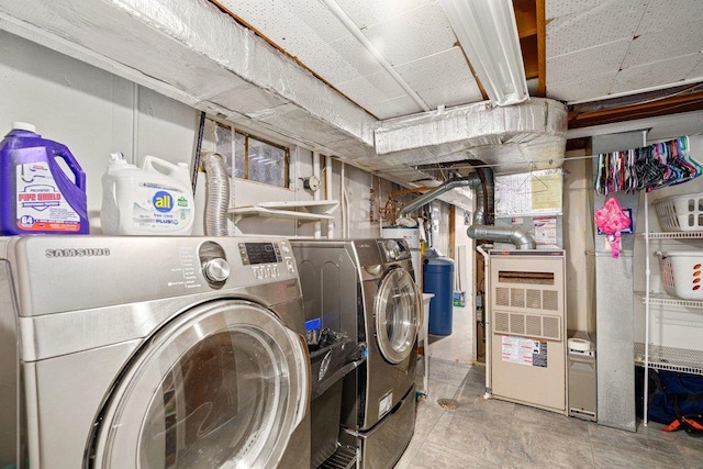 3225 E 16th Ave, Spokane, WA 99223 - laundry area featuring separate washer and dryer
