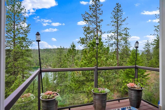 6533 D Lois Way, Nine Mile Falls, WA 99026 - balcony with a view of trees