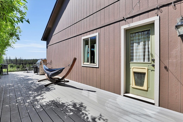 903 E Harding Ct, Spokane, WA 99218 - view of wooden terrace