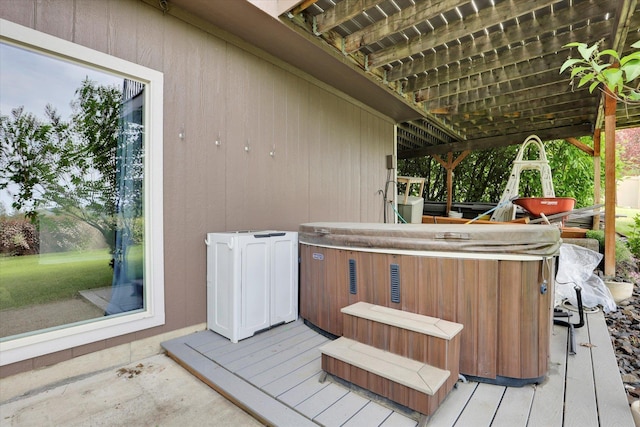 903 E Harding Ct, Spokane, WA 99218 - wooden terrace with a hot tub
