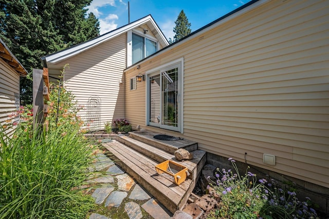 934 E 38th Ave, Spokane, WA 99203 - view of side of home