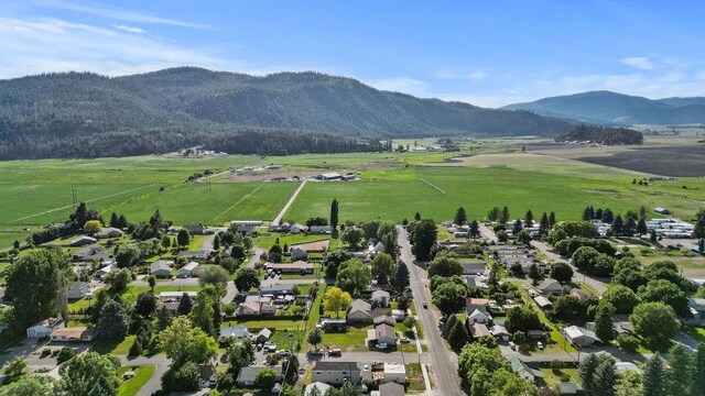 101 S W St, Chewelah, WA 99109