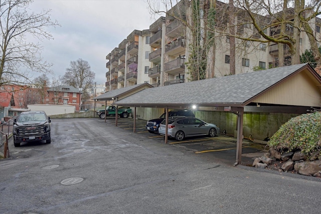 707 W 6th Ave # 33, Spokane, WA 99204 - view of covered parking lot