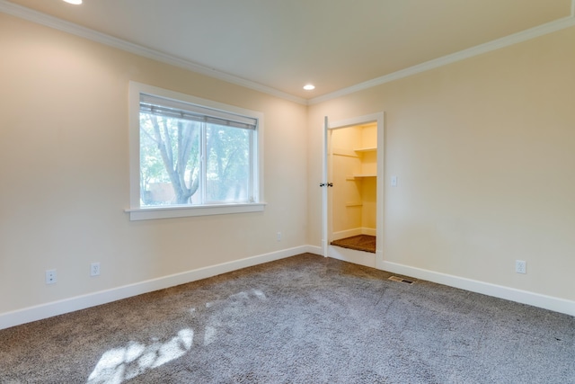 523 S Hatch St, Spokane, WA 99202 - unfurnished room featuring carpet flooring, ornamental molding, baseboards, and recessed lighting