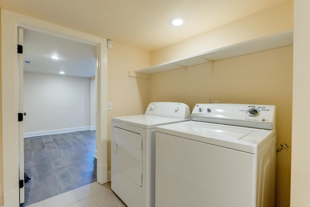 523 S Hatch St, Spokane, WA 99202 - laundry room featuring washing machine and clothes dryer, recessed lighting, and light wood finished floors