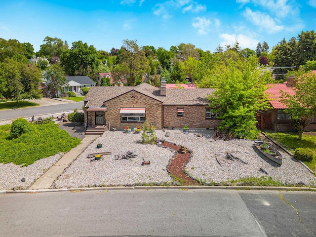 3342 W Riverview Dr, Spokane, WA 99205 - ranch-style home with a chimney