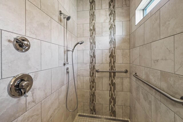 1002 N High Desert Dr, Deer Park, WA 99006 - full bath featuring a tile shower
