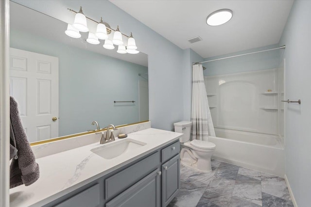 7920 S Parway Ln, Cheney, WA 99004 - full bath with vanity, toilet, and shower / bathtub combination with curtain