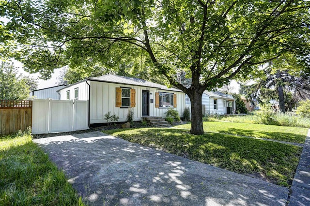 5320 N Ash St, Spokane, WA 99205 - view of front of property with board and batten siding