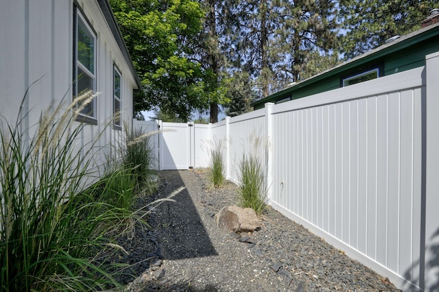 5320 N Ash St, Spokane, WA 99205 - view of yard with a gate