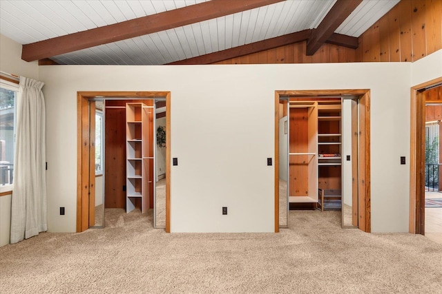 2111 E 34th Ave, Spokane, WA 99203 - unfurnished bedroom featuring a spacious closet, carpet floors, and a closet