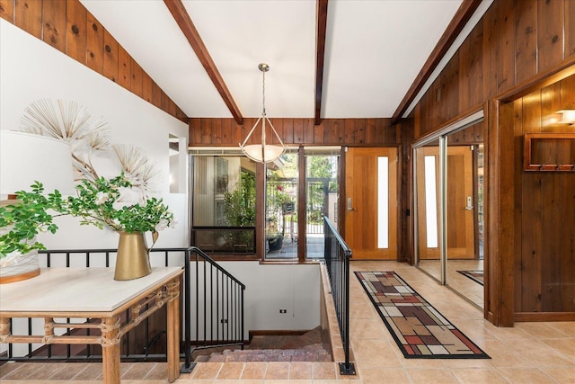 2111 E 34th Ave, Spokane, WA 99203 - foyer entrance featuring wooden walls