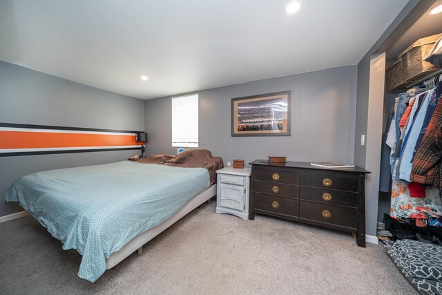 512 S Thierman Rd, Spokane Valley, WA 99212 - bedroom with light colored carpet, recessed lighting, baseboards, and a closet