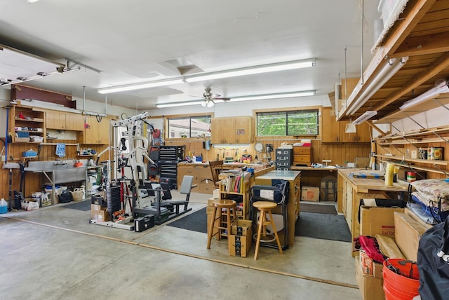 2203 W Strong Rd, Spokane, WA 99208 - garage with a workshop area and a ceiling fan