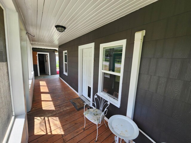 424 W Larch St, Newport, WA 99156 - view of wooden terrace