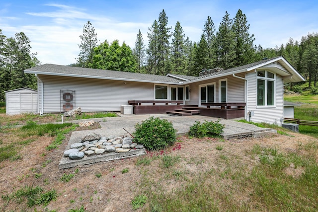 128C Buena Vista Rd, Colville, WA 99114 - back of property with a patio