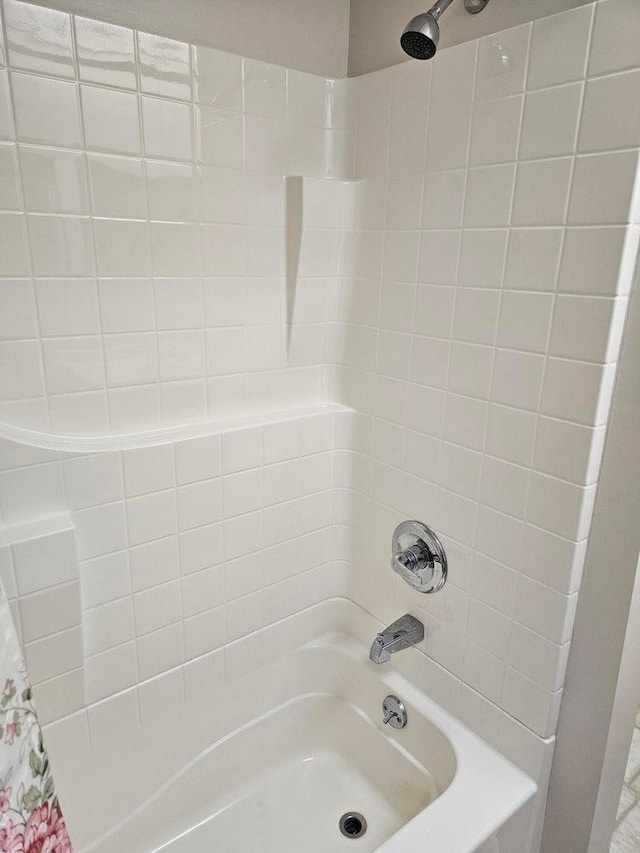 444 S Walnut St, Colville, WA 99114 - full bath with shower / bath combo