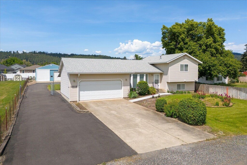 13715 E Rich Ave, Spokane Valley, WA 99216 - photo 1