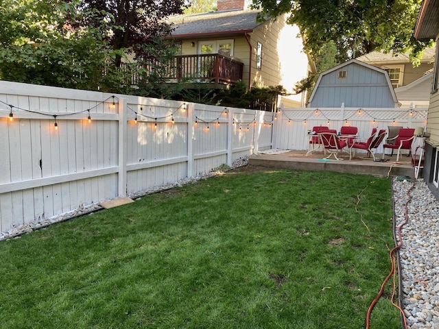 1617 S Bernard St, Spokane, WA 99203 - view of yard with a wooden deck