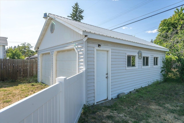 1306 W Euclid Ave, Spokane, WA 99205 - view of detached garage