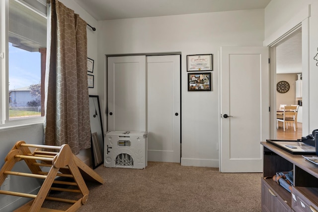 1812 E Columbia Ave, Spokane, WA 99208 - living area featuring carpet floors