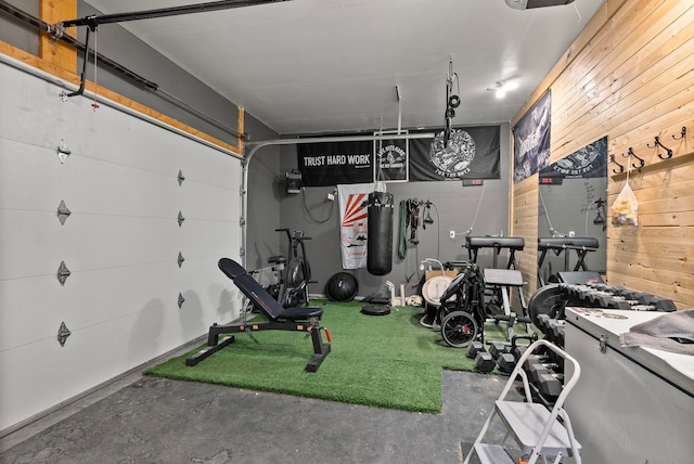 1812 E Columbia Ave, Spokane, WA 99208 - garage with wood walls