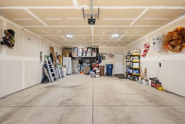 1473 W Jay Ct, Spokane, WA 99208 - garage with a garage door opener