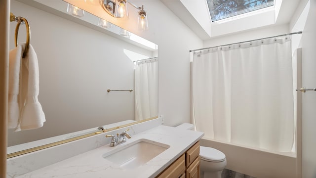 6314 W Skagit Ave, Spokane, WA 99208 - bathroom featuring a skylight, toilet, vanity, and shower / bath combination with curtain