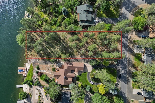 12823 W Shore Rd, Nine Mile Falls, WA 99026