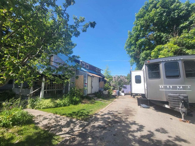 718 W 1st St, Newport, WA 99156 - photo 3