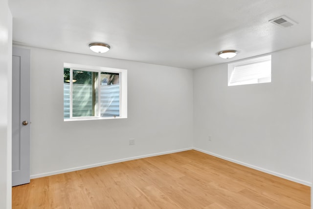 411 W 26th Ave, Spokane, WA 99203 - spare room featuring light wood finished floors and baseboards