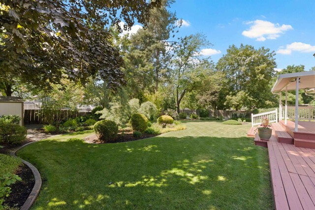 11605 N Merlin Dr, Spokane, WA 99218 - view of yard with a wooden deck