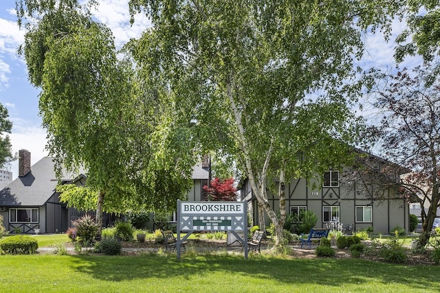 202 E Weile Ave Unit 2, Spokane, WA 99208 - community sign with a lawn
