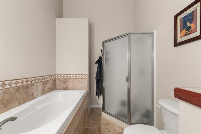 813 Tamarack Ln, Chewelah, WA 99109 - full bath featuring toilet, a shower stall, and a bath