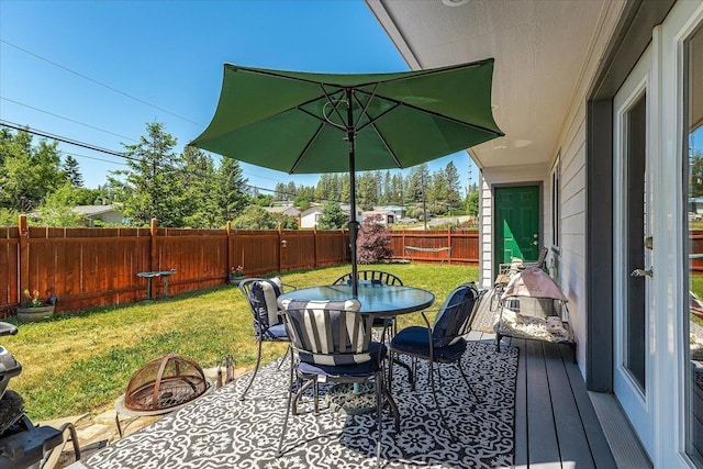 813 Tamarack Ln, Chewelah, WA 99109 - view of patio / terrace featuring outdoor dining area
