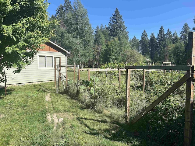 38823 N Newport Hwy, Elk, WA 99009 - view of yard