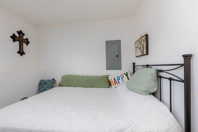 15204 N Chesapeake Rd, Mead, WA 99021 - bedroom featuring electric panel
