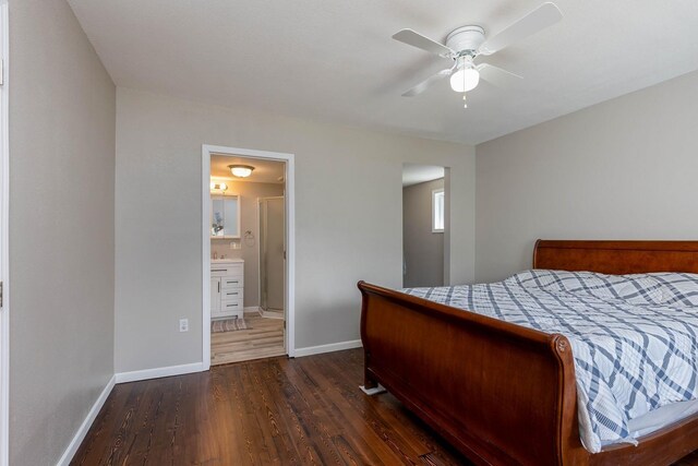 337 Lehigh Hill Rd, Metaline Falls, WA 99153 - bedroom with dark wood-style floors, a ceiling fan, and ensuite bath