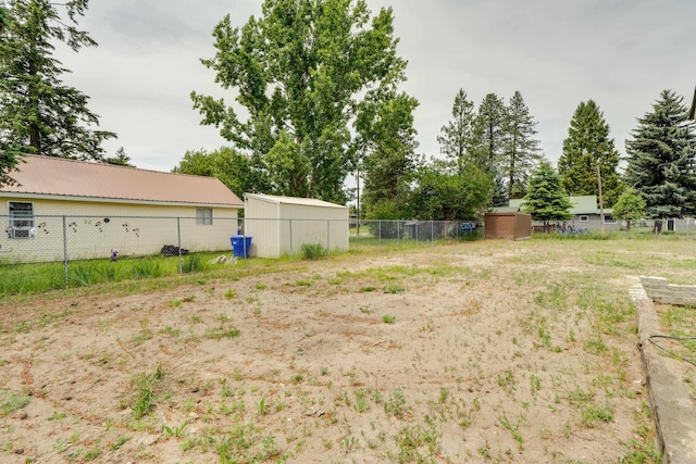 109 E 6th St, Deer Park, WA 99009 - view of yard with an outbuilding