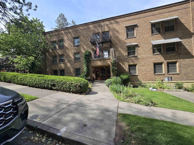 726 W 6th Ave Unit # 205, Spokane, WA 99204 - view of apartment building / complex