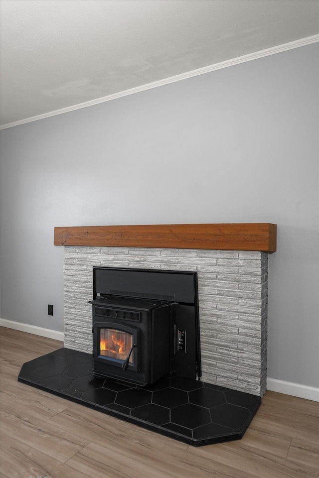 10413 E 6th Ave, Spokane Valley, WA 99206 - detailed view of crown molding and wood finished floors