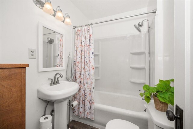3328 W Kiernan Ave, Spokane, WA 99205 - bathroom with toilet and shower / bathtub combination with curtain