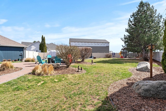 9805 N Jesse Ct, Spokane, WA 99208 - view of yard with a patio
